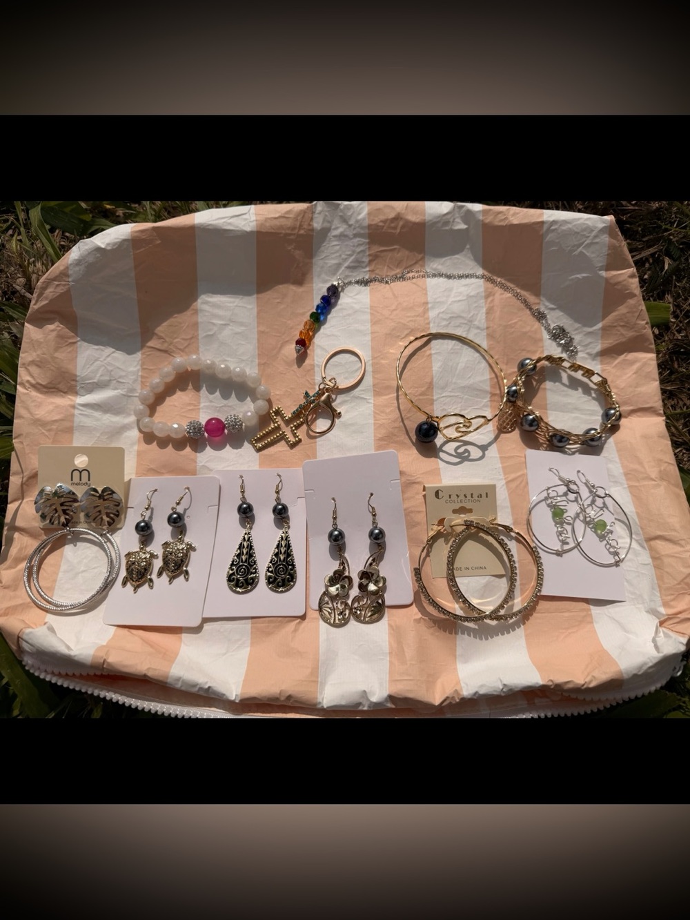 Assorted Gold/Silver Jewelry Bundle